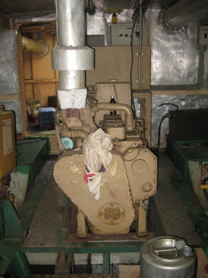 เรือเหล็ก มีทะเบียน,เอกสารครบ ตัวเรือ ยาว 17M กว้าง 4.5M ลึก 2.5M เครื่องยนต์ CAT 350HP 2 เครื่อง  พร้อมเครื่องปั่นไฟ Cummin 50KVA 1 เครื่อง