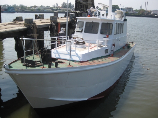 เรือเหล็ก มีทะเบียน,เอกสารครบ ตัวเรือ ยาว 17M กว้าง 4.5M ลึก 2.5M เครื่องยนต์ CAT 350HP 2 เครื่อง  พร้อมเครื่องปั่นไฟ Cummin 50KVA 1 เครื่อง