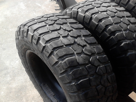 265/70R17 BF GOODRICH MUD-TERRAIN T/A KM2 ปี 2012 ชุด 4 ล้อ ะำส.081-427-3941 265/70R17 BF GOODRICH MUD-TERRAIN T/A KM2 ปี 2012 ชุด 4 ล้อ ะำส.081-427-3941