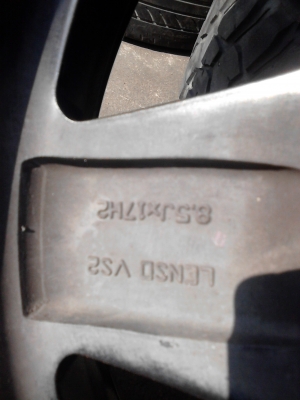 265/70R17 BF GOODRICH MUD-TERRAIN T/A KM2 ปี 2012 ชุด 4 ล้อ ะำส.081-427-3941 265/70R17 BF GOODRICH MUD-TERRAIN T/A KM2 ปี 2012 ชุด 4 ล้อ ะำส.081-427-3941