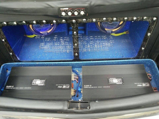 ก็ไม่มีรัยมาก แค่จะบอกว่า ขายรถจ้า  เหมาะสำหรับคนรักเสียงเพลง