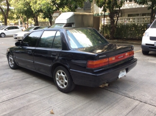 ขายรถhonda civic ปี91 เครื่องเดิท1.5 เกียร์ธรรมดา ติดแก๊ส LPG ภายในสวยเดิม เบาะหนังแอร์เย็นฉ่ำ สีเต็มเงาไม่มีผุ เครื่องแน่นวิ่งดี เกียร์แน่น รถขับดี พร้อมใช้ครับ ภาษีปี58 ขายถูกครับ