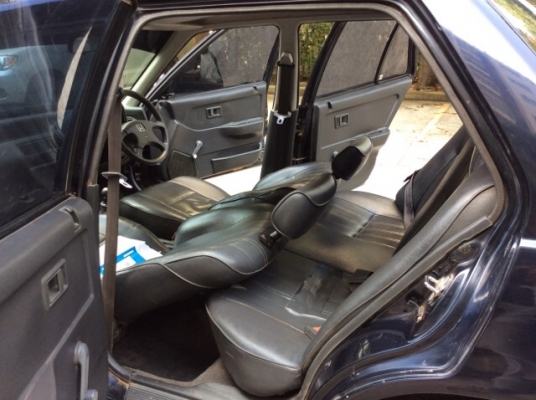 ขายรถhonda civic ปี91 เครื่องเดิท1.5 เกียร์ธรรมดา ติดแก๊ส LPG ภายในสวยเดิม เบาะหนังแอร์เย็นฉ่ำ สีเต็มเงาไม่มีผุ เครื่องแน่นวิ่งดี เกียร์แน่น รถขับดี พร้อมใช้ครับ ภาษีปี58 ขายถูกครับ