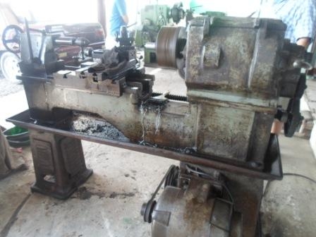 แท่นกลึง 4 ฟุต เพลาเดียว พร้อมใช้งาน ไฟบ้าน  มอเตอร์ 5 แรง 40,000