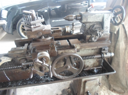 แท่นกลึง 4 ฟุต เพลาเดียว พร้อมใช้งาน ไฟบ้าน  มอเตอร์ 5 แรง 40,000