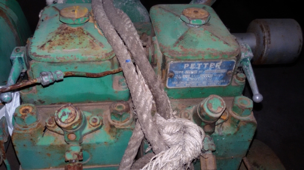 ขายเครื่องยนต์2สูบ