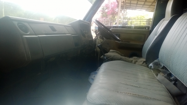 ขายด่วน TOYOTA ไดน่า ไฟสตาร์