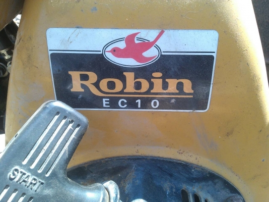 ขาย อีกตัวครับ - เครื่องตบดิน จิงโจ้ แบบตบกระโดด เครื่อง ROBIN ใช้งานได้ครับ มือสองเก่าญี่ปุ่น ตบแรง ราคาเท่าเดิมครับ ขาย อีกตัวครับ - เครื่องตบดิน จิงโจ้ แบบตบกระโดด เครื่อง ROBIN ใช้งานได้ครับ มือสองเก่าญี่ปุ่น ตบแรง ราคาเท่าเดิมครับ