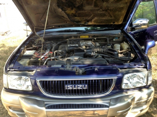 ขายรถยนต์ isuzu adventure ปี 2001