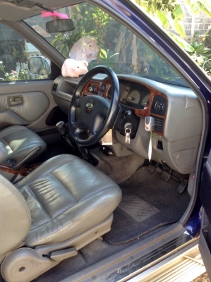 ขายรถยนต์ isuzu adventure ปี 2001