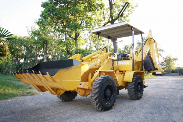 ขายรถตักหน้าขุดหลัง SAKAI L-4  รถนำเข้า ไม่เคยใช้งานในไทย ติดต่อ 086-775-7900, 086-324-1992