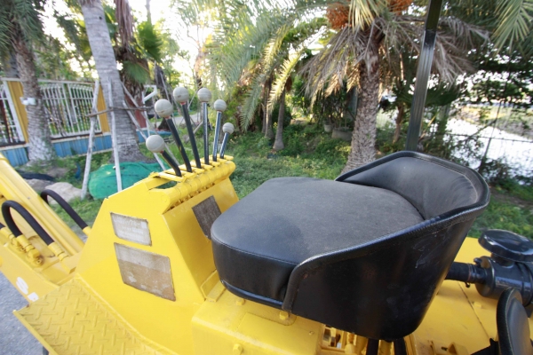 ขายรถตักหน้าขุดหลัง SAKAI L-4  รถนำเข้า ไม่เคยใช้งานในไทย ติดต่อ 086-775-7900, 086-324-1992