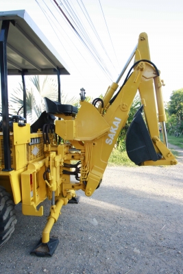 ขายรถตักหน้าขุดหลัง SAKAI L-4  รถนำเข้า ไม่เคยใช้งานในไทย ติดต่อ 086-775-7900, 086-324-1992