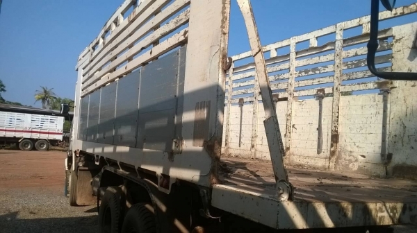 ขาย HINO FM3H วางเครื่อง PO9C 320 แรงม้า มีระบบลากพ่วง ทะเบียนพร้อม ราคาต่อรองได้ครับ