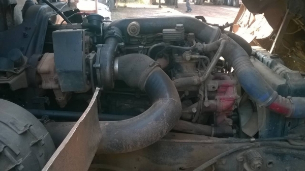 ขาย HINO FM3H วางเครื่อง PO9C 320 แรงม้า มีระบบลากพ่วง ทะเบียนพร้อม ราคาต่อรองได้ครับ