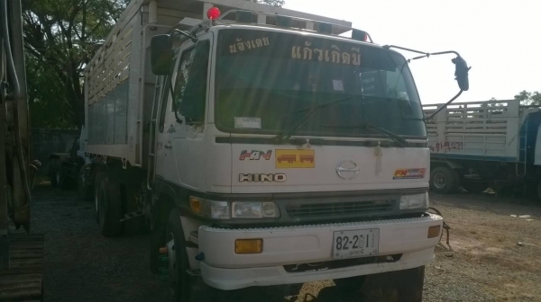 ขาย HINO FM3H วางเครื่อง PO9C 320 แรงม้า มีระบบลากพ่วง ทะเบียนพร้อม ราคาต่อรองได้ครับ