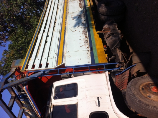 ขาย F18 สองเพลาดั้ม โทร 0805675925