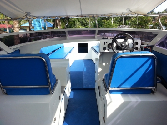 ขายด่วนจ้า ...เรือสปีด 32 ฟุต เครื่อง yamaha 2 จังหวะ 200 * 2 ตัว