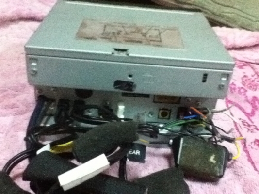 ขายวิทยุ 2 Din KENWOOD รุ่น DDX-7035 เล่น DVD,MP3,CD สภาพสวยมากๆ