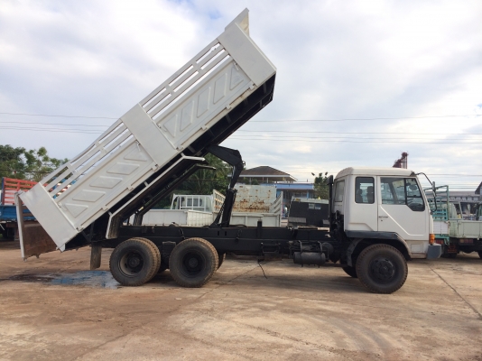 แสงฟ้าเต้นรถ///ขายรถ10ล้อดั้มมิตรซูFN527-MTF63XX ไม่มีเทอรืโบ ยางใหม่10เส้น