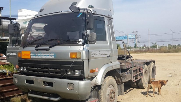 ขายหัวลากนิสสัน ห้างแท้ ลดเหลือ 580,000.-