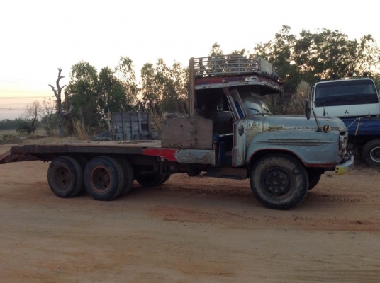 ***ขายแล้วครับขอบคุณ Truck2hand ขาย10ล้อ2เพลา ท้ายลาดขึ้นแบคโฮ100/120/150 ISUZU TX 6BB1-145HP เครื่องเดิม เกียร์เดิม แน่นดี แรงดี เครื่องอึด ทน ไม่จุกจิก เกียร์ดี ไม่หลุด ช่วงล่างเดิมๆ คัสซีดี มีบวมบ้าง ตามอายุ สโลวกลางครบ 2เพลาเดิม(เพลาก่าย) หางสภาพโอเค ***ขายแล้วครับขอบคุณ Truck2hand ขาย10ล้อ2เพลา ท้ายลาดขึ้นแบคโฮ100/120/150 ISUZU TX 6BB1-145HP เครื่องเดิม เกียร์เดิม แน่นดี แรงดี เครื่องอึด ทน ไม่จุกจิก เกียร์ดี ไม่หลุด ช่วงล่างเดิมๆ คัสซีดี มีบวมบ้าง ตามอายุ สโลวกลางครบ 2เพลาเดิม(เพลาก่าย) หางสภาพโอเค