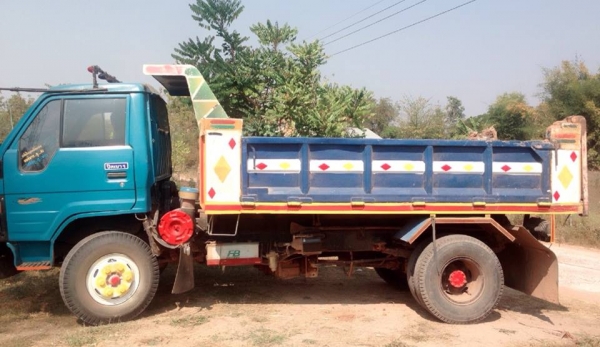 ***ขายแล้วครับขอบคุณ Truck2hand ขาย TOYOTA DYNA-115 6ล้อดั้มดิน5คิว TOYOTA DYNA BU91 14B-115HP หัว3ใบปัด เครื่องเดิม เกียร์เดิม เครื่อง TOYOTA 14B-115แรง แห้งๆ แน่นๆ แรงดีคับ ทน เกียร์สั้น เข้าง่าย ไม่หลุด ช่วงล่างใหญ่ Fหน้า-หลัง คัสซีดี ไม่ผุ มีแผลเชื่อม ***ขายแล้วครับขอบคุณ Truck2hand ขาย TOYOTA DYNA-115 6ล้อดั้มดิน5คิว TOYOTA DYNA BU91 14B-115HP หัว3ใบปัด เครื่องเดิม เกียร์เดิม เครื่อง TOYOTA 14B-115แรง แห้งๆ แน่นๆ แรงดีคับ ทน เกียร์สั้น เข้าง่าย ไม่หลุด ช่วงล่างใหญ่ Fหน้า-หลัง คัสซีดี ไม่ผุ มีแผลเชื่อม