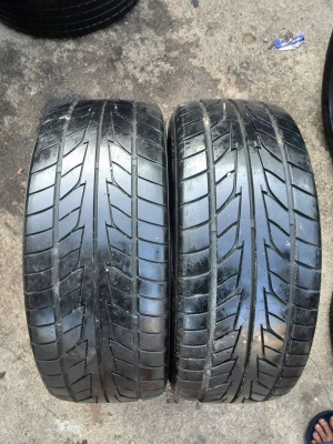 ขายยาง Nitto555 205/45/16 ปี 10 พร้อมใช้งาน ดอกแน่น ไม่บวม ราคาคู่ละ 1,000 บาท