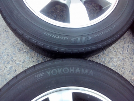 พร้อมวิ่ง 16พร้อมยางyokohama215-60-16ปี11ดอก แน่นๆ