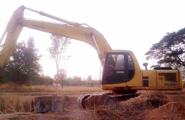 **999,000 บ.ต่อรอง**ขาย แบคโฮ KOMATSU PC200-6 เครื่องเดิม ปั้มเดิม ไฟฟ้าตัด เครื่องยนต์ KOMATSU 6สูบ แน่นดี แรง ปั้มดี ไม่เยิ้ม ทำงานดีเร็ว คล่องตัว บูมอาร์มสวย ไม่ปะไม่ดาม บุ้งกี๋ดีไม่ผุ เอวดี แน่น ไม่แตกไม่ร้าว ช่วงล่าง 70-80\% โซ่ดี แทร็กหนา ครบ เฟรมสวย **999,000 บ.ต่อรอง**ขาย แบคโฮ KOMATSU PC200-6 เครื่องเดิม ปั้มเดิม ไฟฟ้าตัด เครื่องยนต์ KOMATSU 6สูบ แน่นดี แรง ปั้มดี ไม่เยิ้ม ทำงานดีเร็ว คล่องตัว บูมอาร์มสวย ไม่ปะไม่ดาม บุ้งกี๋ดีไม่ผุ เอวดี แน่น ไม่แตกไม่ร้าว ช่วงล่าง 70-80\% โซ่ดี แทร็กหนา ครบ เฟรมสวย
