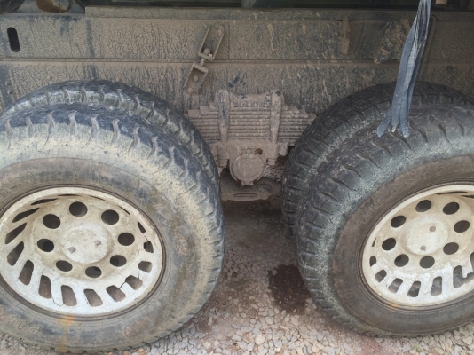 10ล้อดั้ม195แรง FVZ32MZP R-3000969 รถห้างแท้ สภาพดี ยางสวย.. 10ล้อดั้ม195แรง FVZ32MZP R-3000969 รถห้างแท้ สภาพดี ยางสวย..