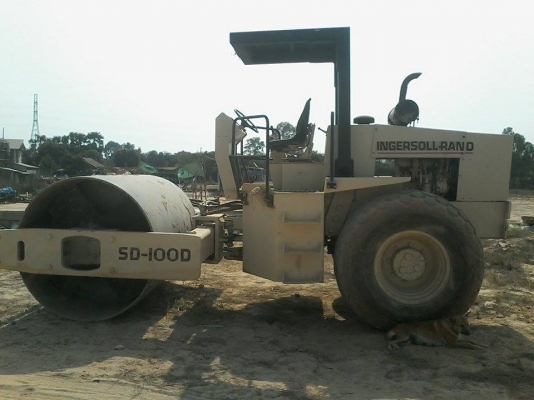 ขายรถบด INGERSOLL RAND SD100 ขายรถบด INGERSOLL RAND SD100