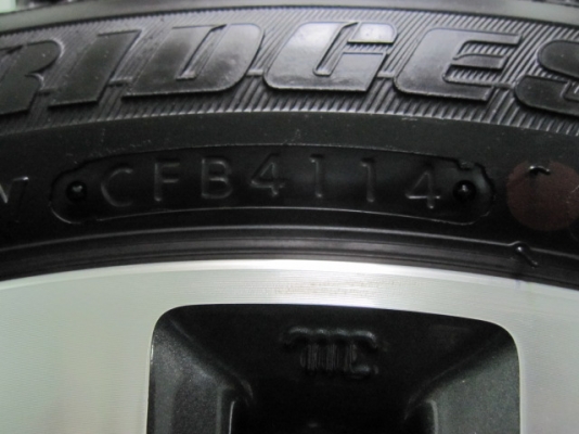 ขายล้อแม็กพร้อมยางป้ายแดง HONDA JAZZ ตัว TOP ขอบ 16