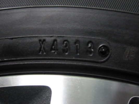 ขายล้อแม็กป้ายแดง Honda Freed พร้อมยางขอบ 15 สภาพสวยๆ