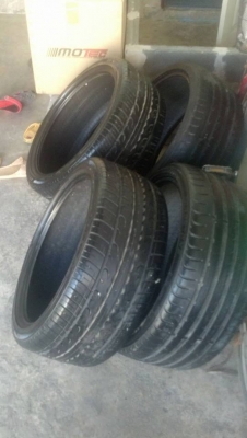 ขายยาง 235-35-19 สภาพใช้ได้ ราคาชุดละ 3900 ขายยาง 235-35-19 สภาพใช้ได้ ราคาชุดละ 3900