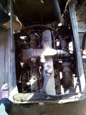 ขายแชชซีรถบัสHINO เครื่อง HO7C. เทอร์โบว์เบรคจิ๊ฟฟี่ ต่อรถบรรทุกได้ครับ