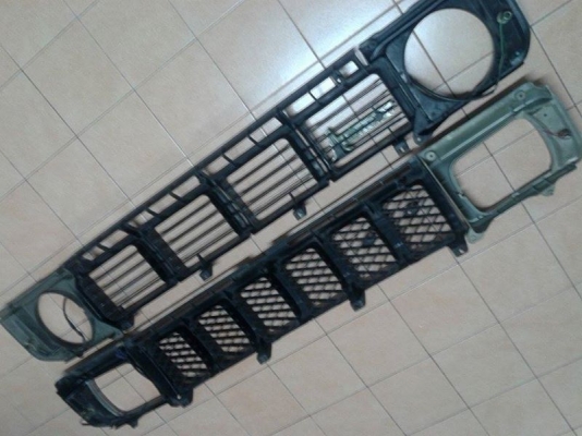 กระจังหน้าม้ากระโดด toyota rn 30-36 4wd กระจังหน้าม้ากระโดด toyota rn 30-36 4wd