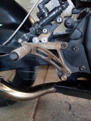 โอ บางนา ขาย cbr1000 huricane ปี89 สำเนาทะเบัียน ราคาเบาๆ 47,500 บาท โอ บางนา ขาย cbr1000 huricane ปี89 สำเนาทะเบัียน ราคาเบาๆ 47,500 บาท