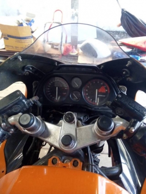 โอ บางนา ขาย cbr1000 huricane ปี89 สำเนาทะเบัียน ราคาเบาๆ 47,500 บาท โอ บางนา ขาย cbr1000 huricane ปี89 สำเนาทะเบัียน ราคาเบาๆ 47,500 บาท