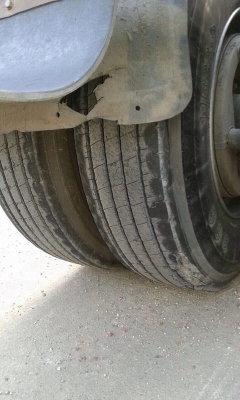 รถอีซูซุ 10 ล้อหัวลาก GXZ  360 แรงม้า. ปี 55  ( รถวิ่ง 2xx,xxx กม. )    สนใจติดต่อ  081 - 6079515