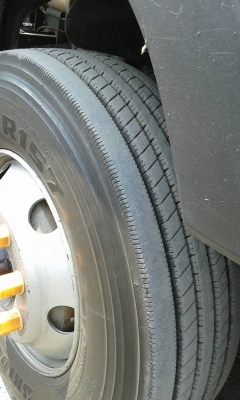 รถอีซูซุ 10 ล้อหัวลาก GXZ  360 แรงม้า. ปี 55  ( รถวิ่ง 2xx,xxx กม. )    สนใจติดต่อ  081 - 6079515