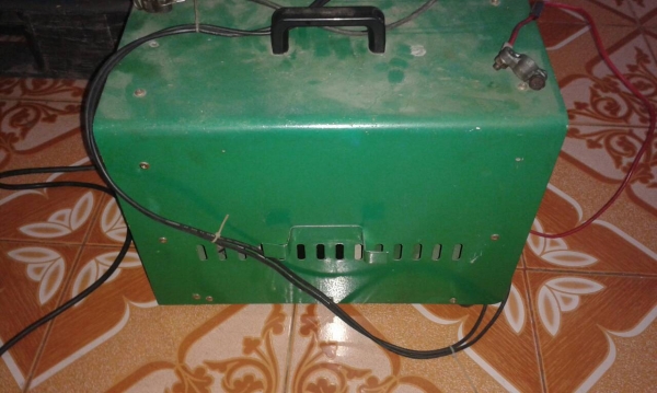 ขายเครื่องชาร์จไฟ มือสอง