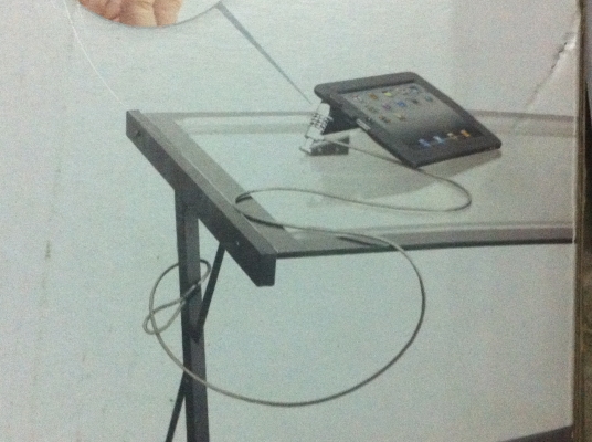 ชุดเคส iPad 2 ของ GRIFFIN แข็งพร้อมตัวล็อกและสายยาวยึดติดโต็ะป้องกันการขโมย(มีสองชุด)