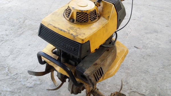 รถพรวนดิน KUBOTA เก่าญี่ปุ่น ขนาด 2.5 แรง เครื่องยนต์ติดง่าย สภาพสวย พร้อมใช้งาน รถพรวนดิน KUBOTA เก่าญี่ปุ่น ขนาด 2.5 แรง เครื่องยนต์ติดง่าย สภาพสวย พร้อมใช้งาน