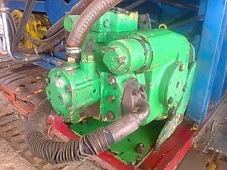 ขายด่วน รถเกี่ยวข้าวสินเจริญ เครื่องยนต์ MD92 เทอร์โบ อุ้มปรับระดับซ้ายหลังหม้อน้ำ 2.5 ตัน ปั๊มไดกิ้นเบอร์ 23 ปั่นหน้าด้วยเพาเวอร์ ช่วงล่าง 3 เพลา ตัวเดิน 3 เพลา โซ่ 49 ข้อ โรลเลอร์ 11 ลูก สภาพดีสุดๆครับพร้อมใช้งาน ราคาต่อรองได้ครับ