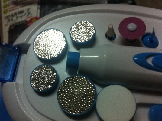 เครื่องแต่งแจียร์เล็บ พร้อมแท่นเป่าลมให้แห้ง ของใหม่พร้อมใช้งาน