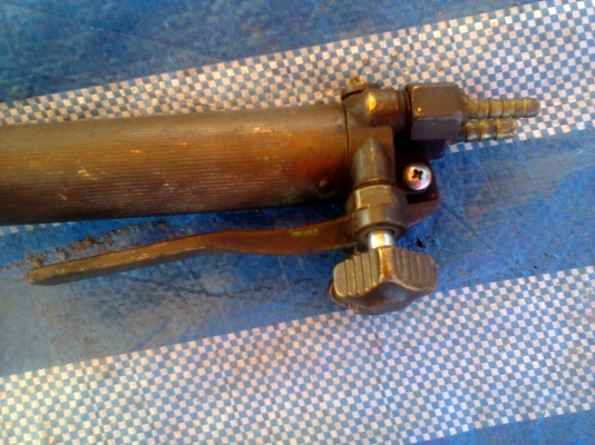 หัวแก๊ส ฮาริสสภาพเดิมๆครับพร้อมใช้งานครับเป็นของฮาริสครับแท้ครับราคานี้คุ้มมากครับ เบิกใหม่หลายพันครับ หัวแก๊ส ฮาริสสภาพเดิมๆครับพร้อมใช้งานครับเป็นของฮาริสครับแท้ครับราคานี้คุ้มมากครับ เบิกใหม่หลายพันครับ