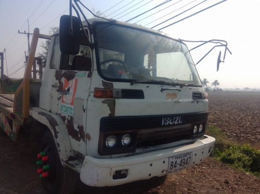 หัวรถอีซุซุ JTM  กำลังจะยกหัวลง.พร้อมใช้  สภาพตามรูป