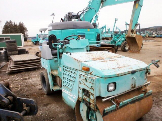 ขายรถบด SAKAI TW 350 รุ่นใหม่ พร้อมใช้งาน นำเข้าจากญี่ปุ่น ติดต่อคุณ อิทธิวัฒน์ 095-7467778