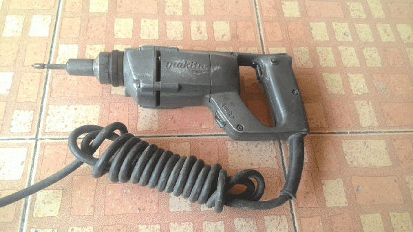 ขายสว่านไขควงไฟฟ้า Makita.6700N.Made in japan 100\%.